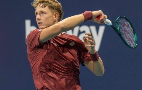 开云电竞官网入口-西班牙新星兰达卢塞透露好成绩背后功臣：恩师纳达尔和阿卡的指导